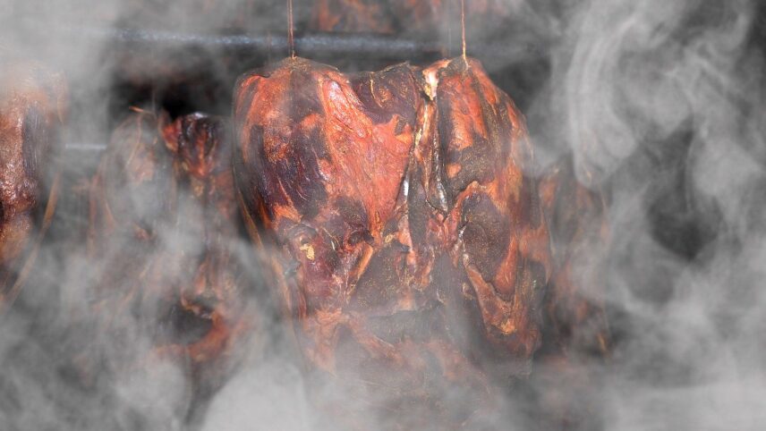 Enim saasteaineid avastati mullu suitsutatud lihatoodetest thumbnail