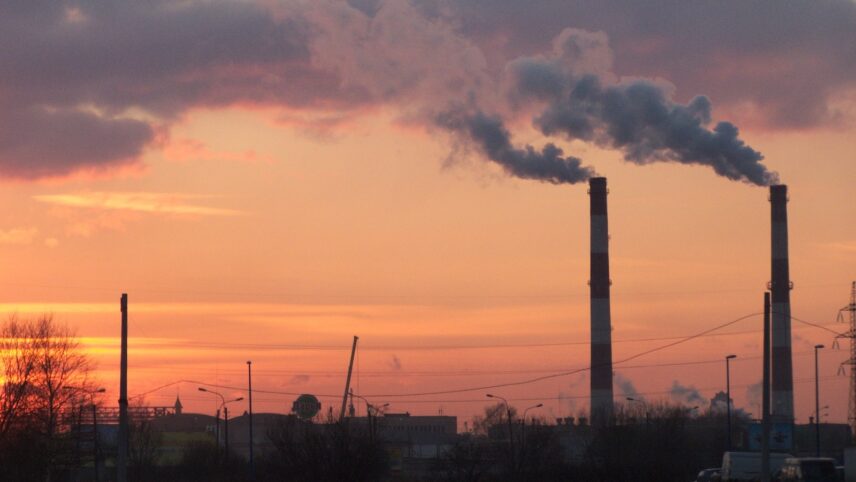 Äkiline Vene kütusest loobumine suurendas 2022. aastal Eesti välisõhus mitme saasteaine reostust thumbnail